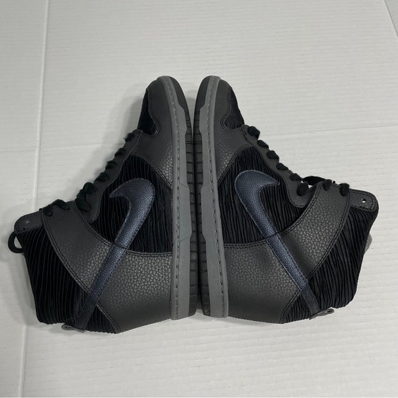 Size 8.5 Women’s - Nike Dunk Sky High Black Metallic Hidden wedge  Hematite W - Picture 11 of 14